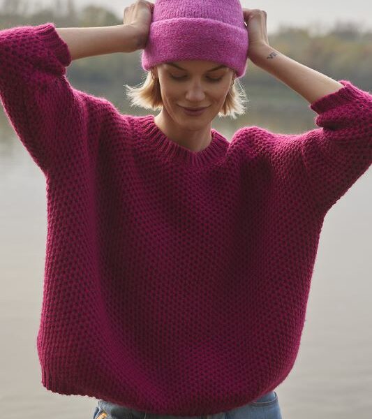 zestaw sweter damski i czapka beanie